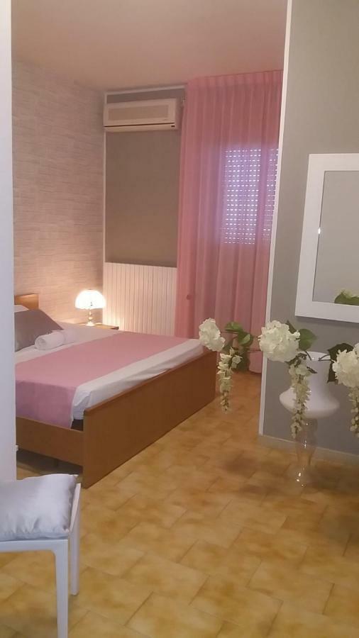 Santoianni Hotell San Martino in Pensilis Exteriör bild